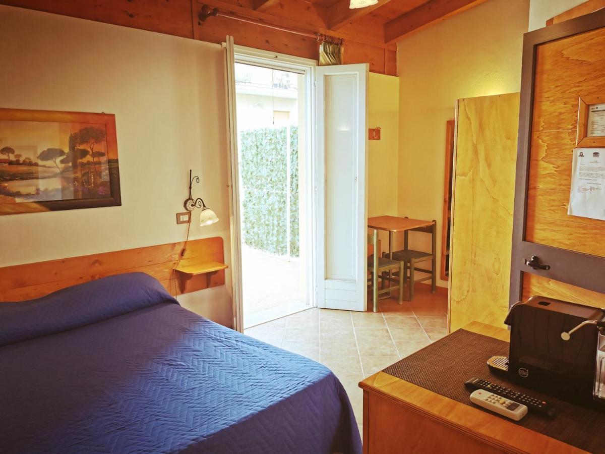 Olympo Bed and Breakfast Bisceglie Buitenkant foto